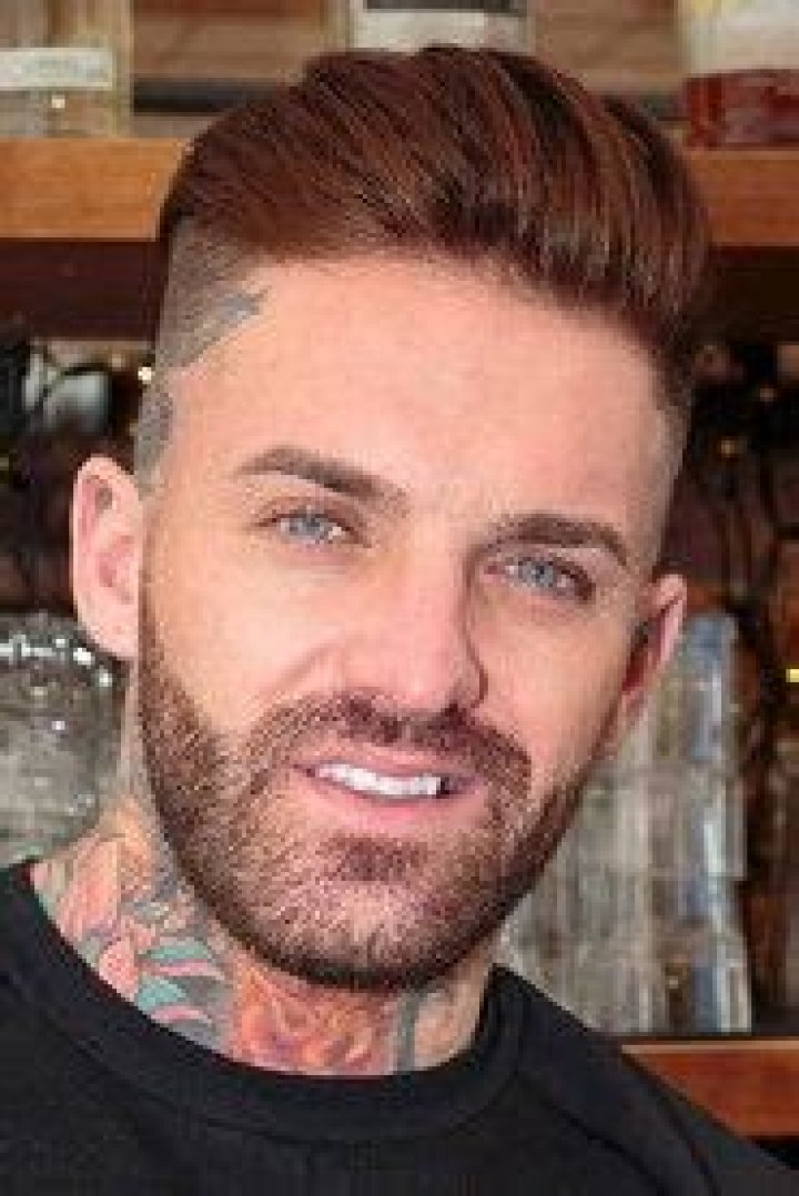 Aaron Chalmers Biography - Facts, Childhood, Family & Achievements of Reality TV Personality