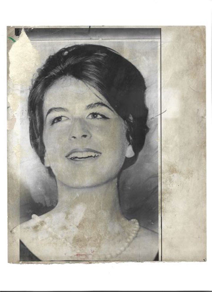 Abigail Folger Biography - Facts, Childhood, Family Life & Achievements