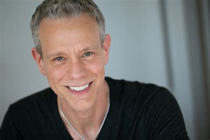 Adam Pascal Biography - Childhood, Life Achievements & Timeline