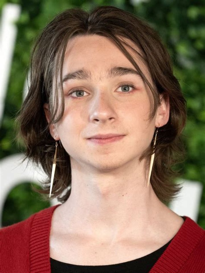 Adrian Greensmith Wiki, Age, Height, Girlfriend, Parents & Net Worth