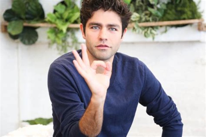 Adrian Grenier Biography - Facts, Childhood, Family Life & Achievements