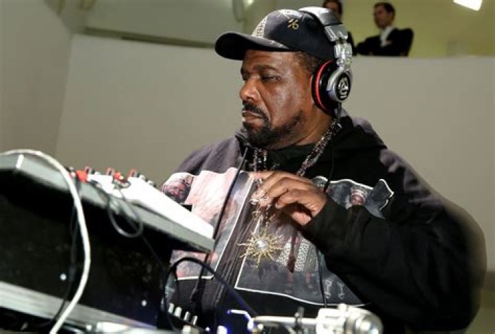 Afrika Bambaataa Biography - Facts, Childhood, Family Life & Achievements