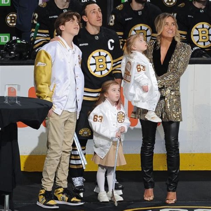 Alex Goligoski Wife Amanda Goligoski Witnessed His 1000th Game Ceremony