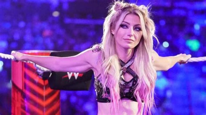 Alexa Bliss Biography - Facts, Childhood, Family Life & Achievements