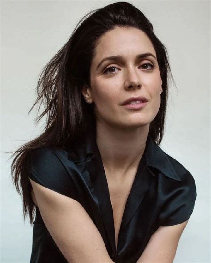 Ali Cobrin Biography - Facts, Childhood, Family Life & Achievements