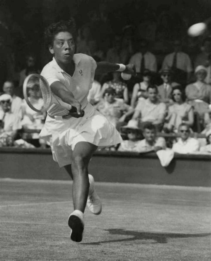 Althea Gibson Biography - Facts, Childhood, Family Life & Achievements