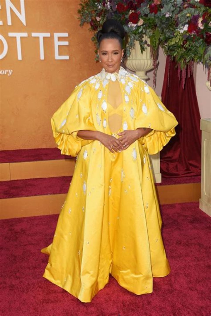 7 Amazing Bodies of Queen Charlotte Stars — Celebwell