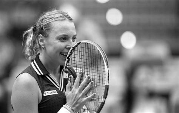 Anett Kontaveit Net Worth, Ranking, Prize Money, Illness, Nationality, Height, Age, Personal Life
