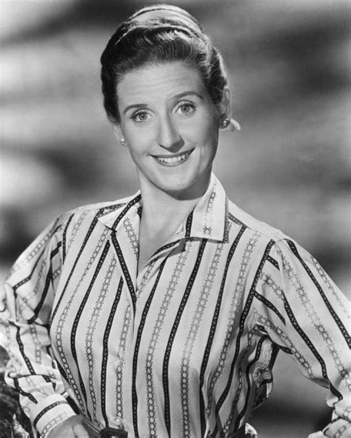 Ann B. Davis Biography - Facts, Childhood, Family Life & Achievements