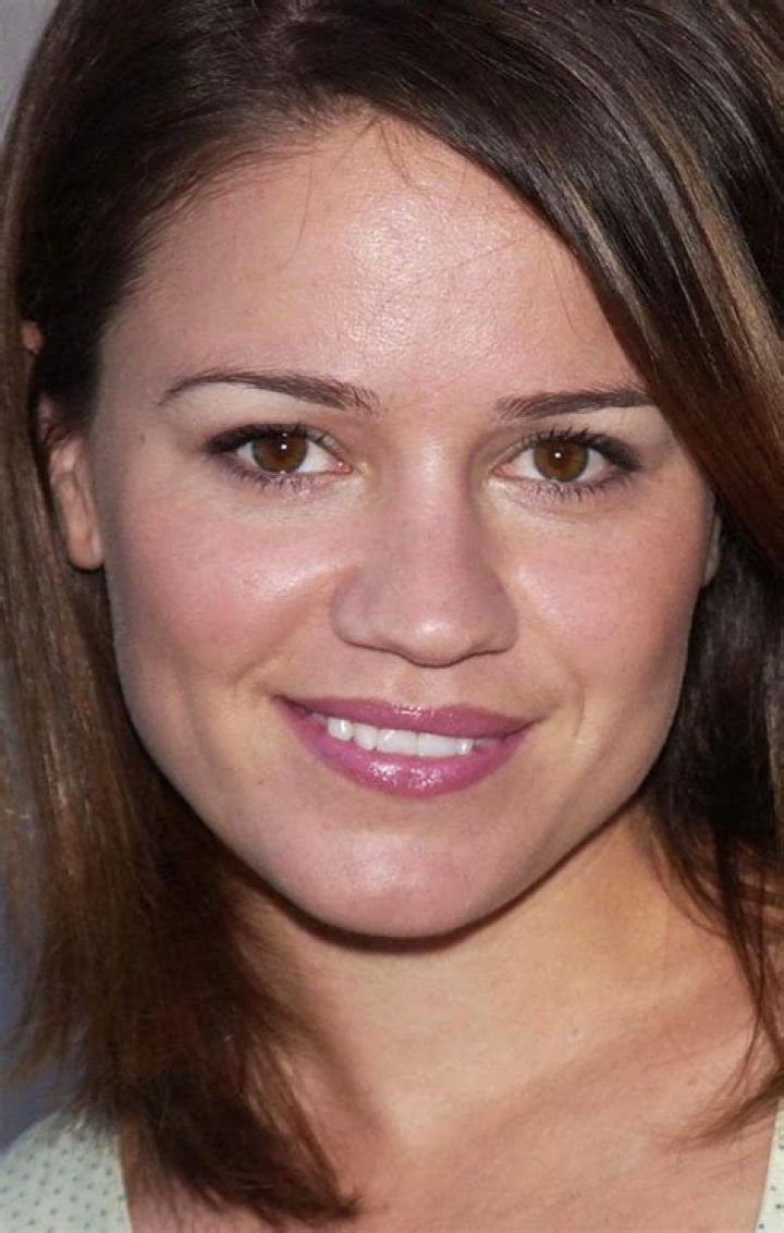 Anna Belknap’s biography, net worth, fact, career, awards and life story