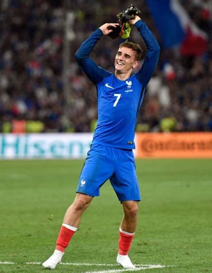 Antoine Griezmann Body Measurements Height Weight Shoe Size Facts