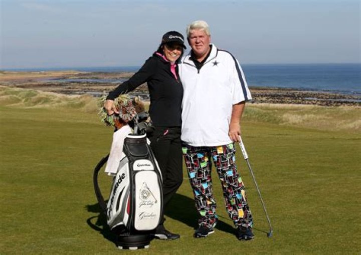 Are John Daly and Anna Cladakis still together?