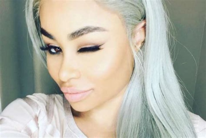 Blac Chyna Kicks Off 2019 By Advertising The Infamous Skin Lightening Cream Which Brought Her A Lot Of Shade