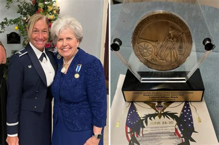 Bob McGrath’s net worth, biography, fact, career, awards and life story