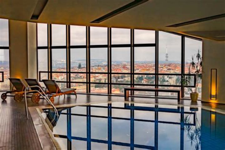 Bon Hotels Grand Towers, Katampe