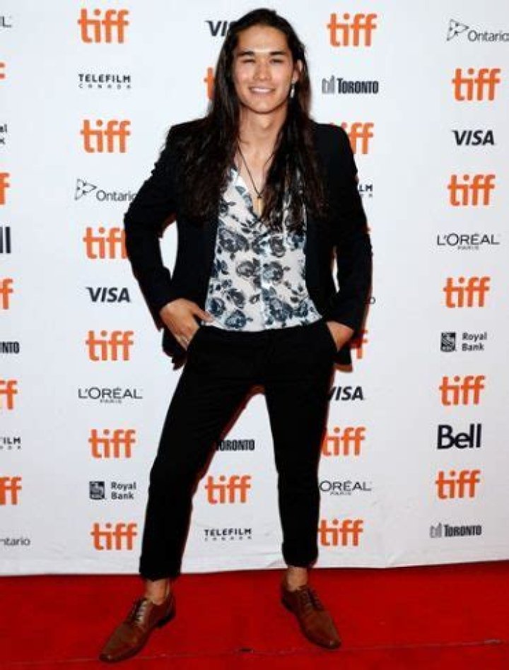 Booboo Stewart Height Weight Shoe Size Body Measurements Stats Facts