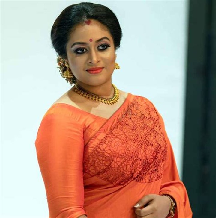 Brenna Sparks Bio, Wiki, Age, Family, Husband, Films, Salary and Net Worth