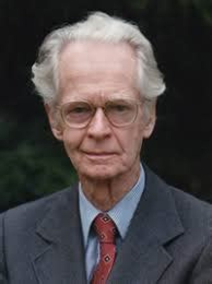 B. F. Skinner Biography - Childhood, Life Achievements & Timeline