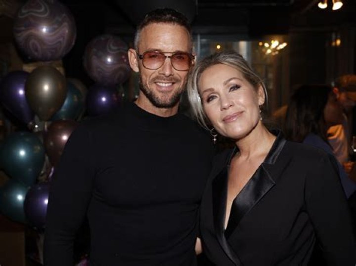 Charly Luske [Singer] Wiki, Wife, Net Worth, Height & More