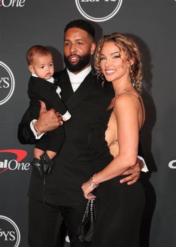 Chris Haynes Age, Wiki (Yahoo Sports) Wife, Salary, Net Worth, Married Facts