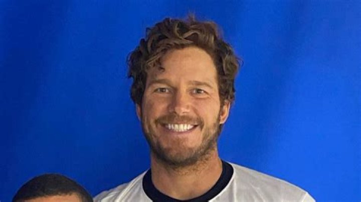 Chris Pratt needs your suggestions on what to name a new lamb