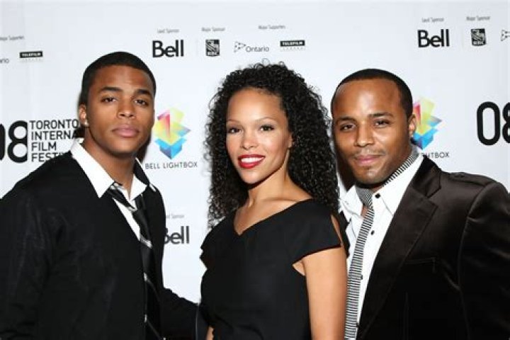 Chris Warren Jr. Bio, Wiki, Age, Height, Wife, High School Musical, Love & Basketball, Net Worth, Movies and TV Shows