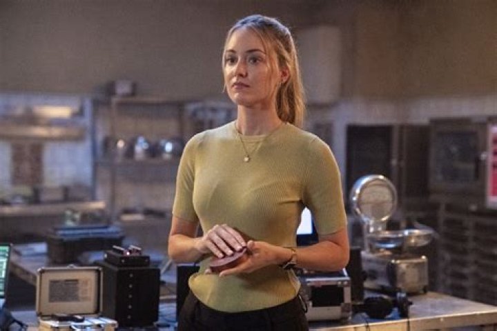 Christina Wolfe Wiki, Age, Husband, Boyfriend, Parents, Height, Net Worth & More