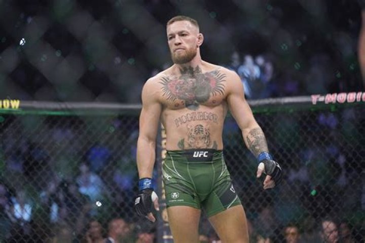 Conor McGregor – Height, Weight, Measurements & Bio