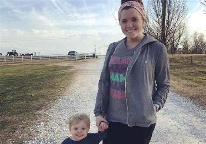 Counting On – Joy Anna Duggar Gives Fans A 19-Week Pregnancy Update