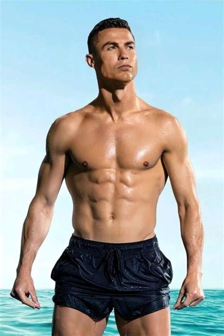 Cristiano Ronaldo Body Measurements Height Weight Shoe Size Stats