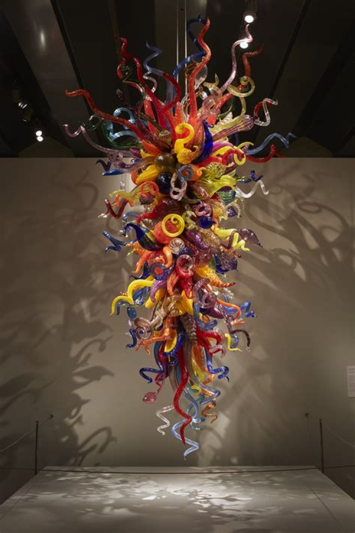 Dale Chihuly Biography - Facts, Childhood, Family Life & Achievements
