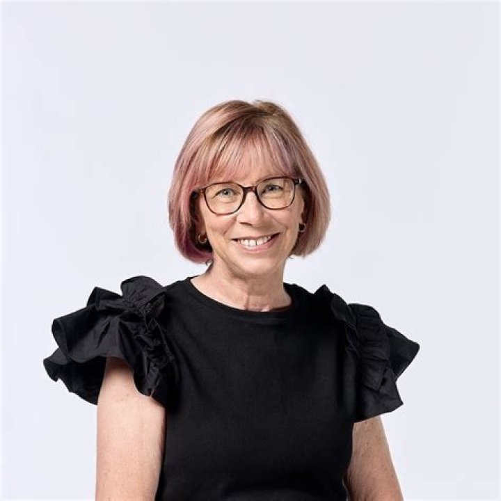 Dana Drew – Rochester, NY