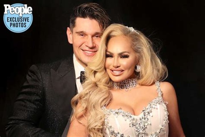 Darcey Silva Bio, Age, 90 day fiance, Job, Net worth, House of 11 clothing, Family, Wiki, Engaged and Ex-Husband