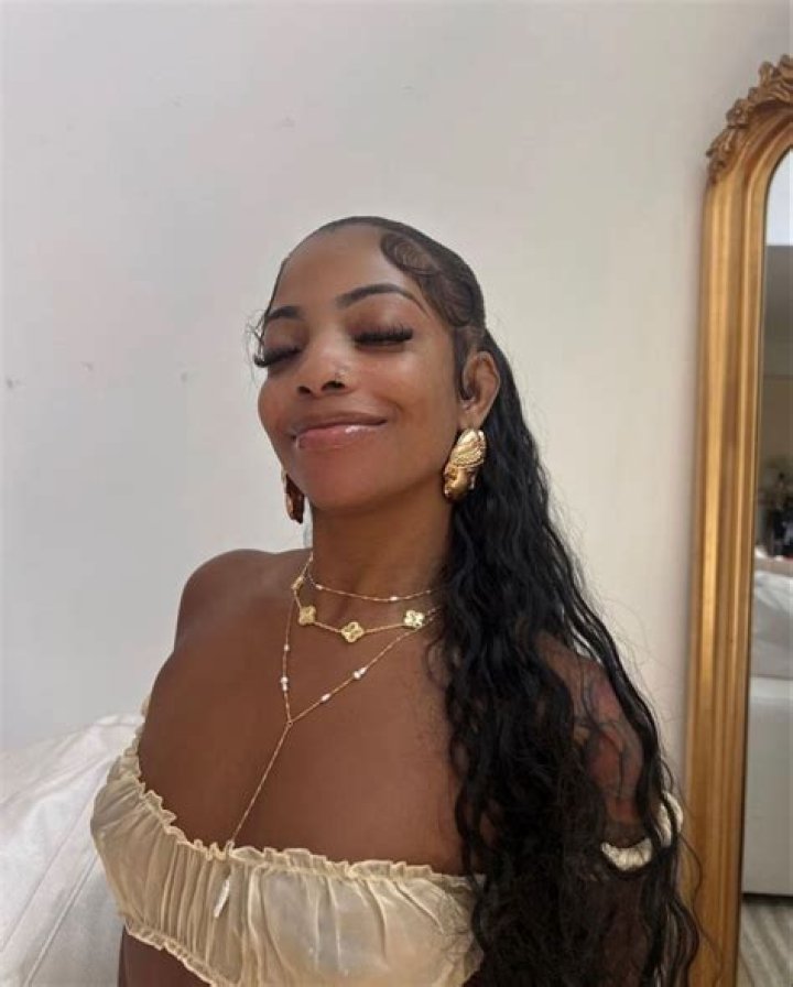 De'arra Taylor Biography - Facts, Childhood, Family Life & Achievements