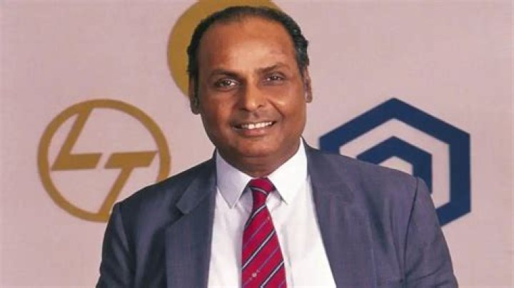 Dhirubhai Ambani Biography - Childhood, Life Achievements & Timeline