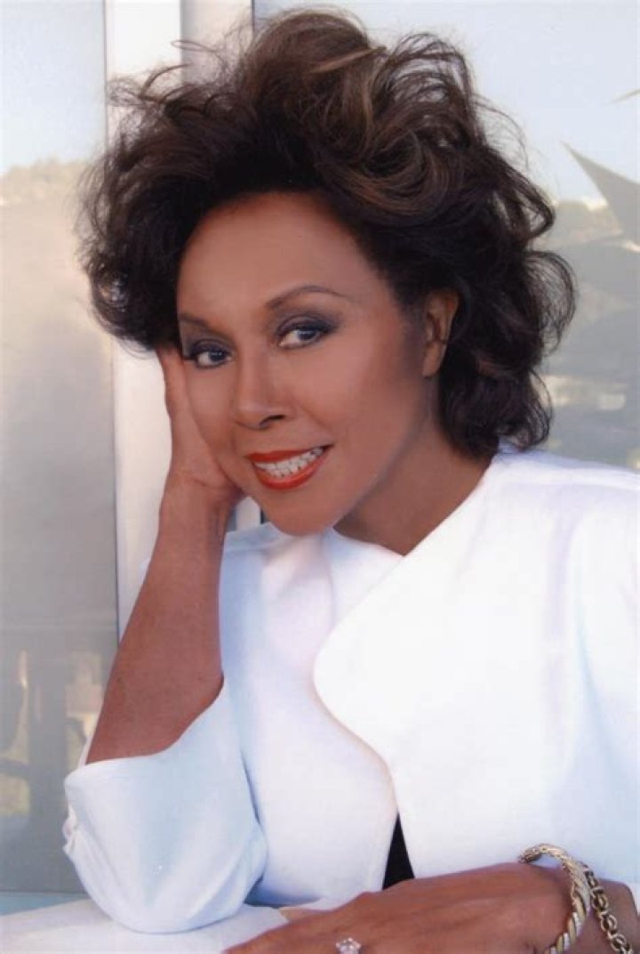 Diahann Carroll Biography - Facts, Childhood, Family Life & Achievements