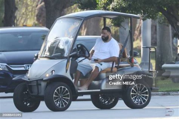 DJ Khaled Holds Up Miami Traffic In His Golf Cart