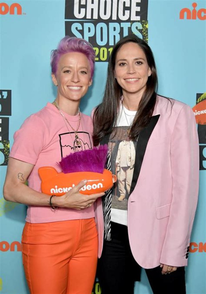 Does Megan Rapinoe have a twin sister? Who is Rachael Rapinoe, and what does she do?