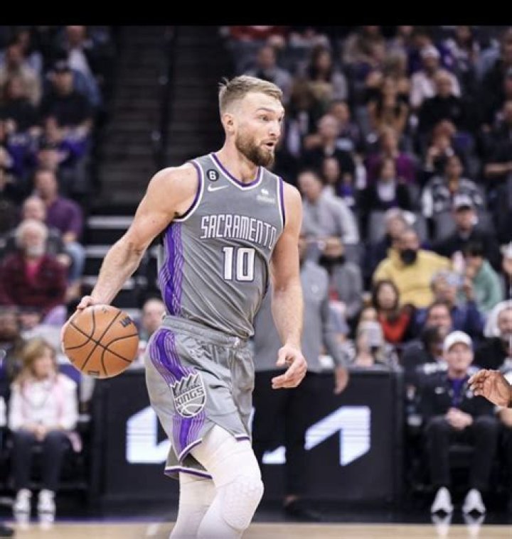 Domantas Sabonis Dad, Net Worth, Salary, Height, Contract, Position, Current Teams, Trade, 2K Rating
