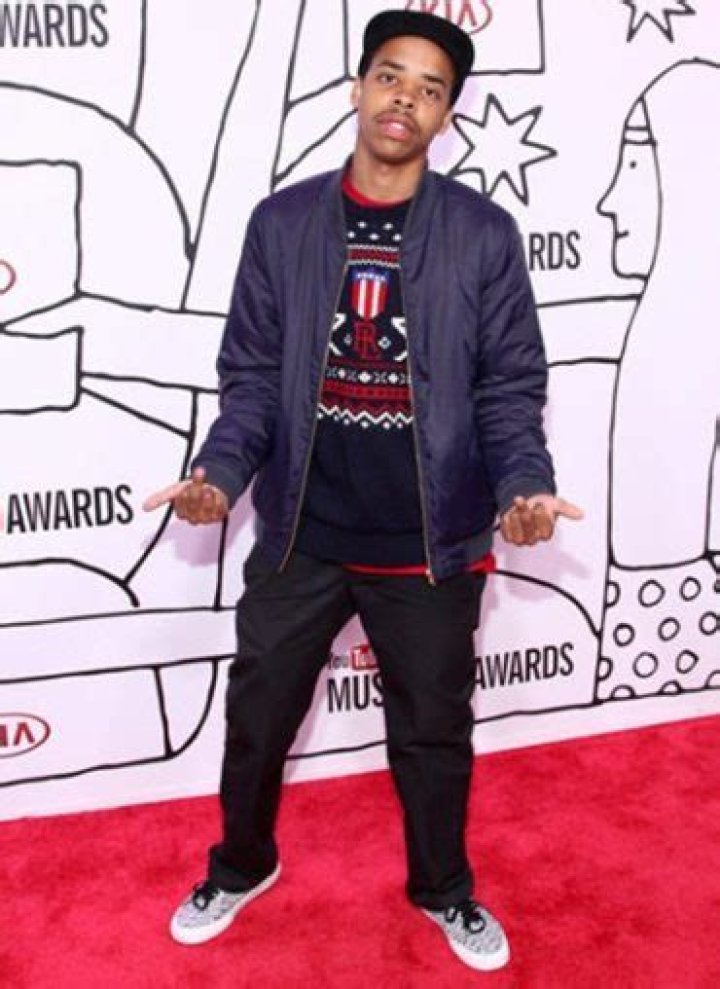 Earl Sweatshirt Height Weight Body Measurements Shoe Size Age Facts Ethnicity