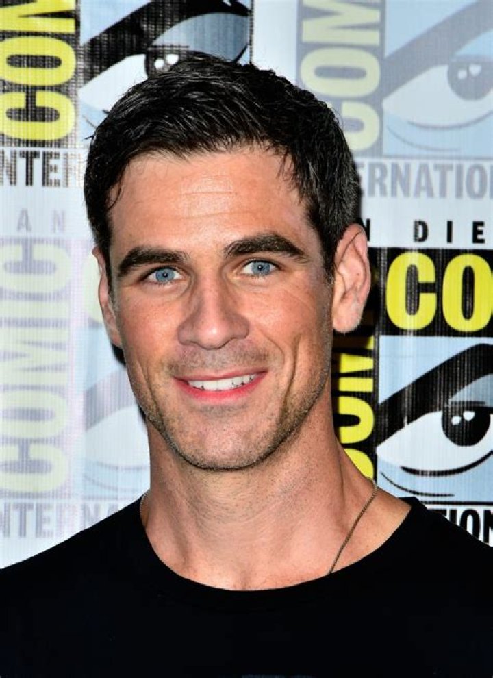 Eddie Cahill Net Worth, Income, Salary, Earnings, Biography