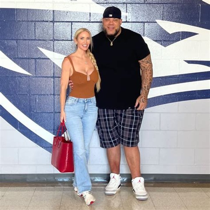 Elliott Davis – Fox 2 News: Bio, Age, Wife, Daughter, Salary and Net Worth.