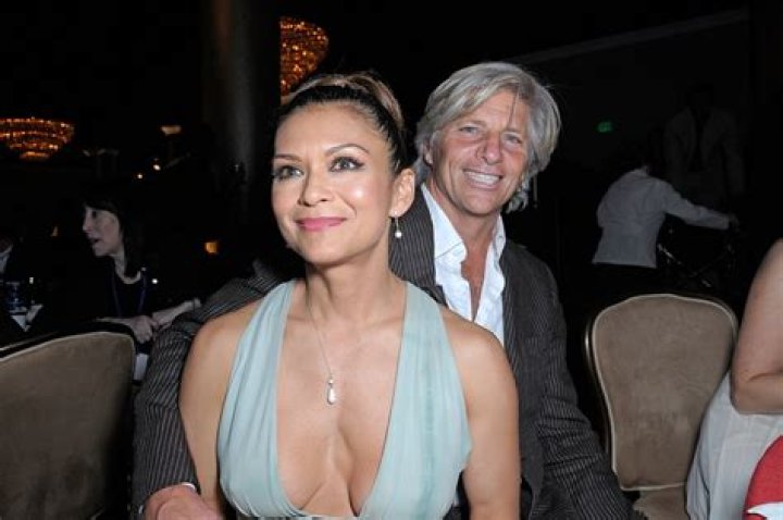 Erica Peeples Bio, Wiki, Age, Height, Parents, Husband, Net Worth, All American, Movies and TV Shows