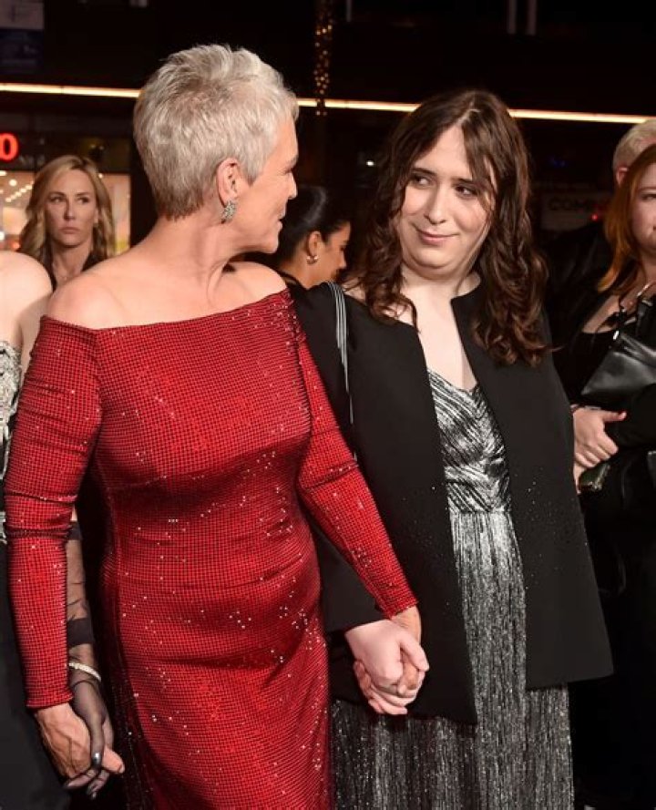 Fresh off her Oscar win, Jamie Lee Curtis voraciously defends her trans daughter after online harassment