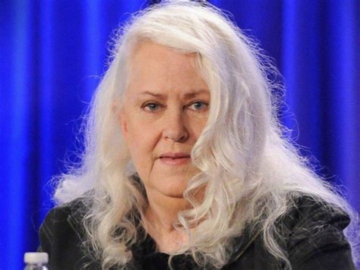 Grace Slick Biography - Facts, Childhood, Family Life & Achievements