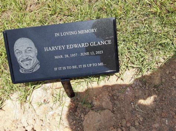 Harvey Glance Wife: Meet Booker Lynne Graves and Harvey Glance’s Son, Walter