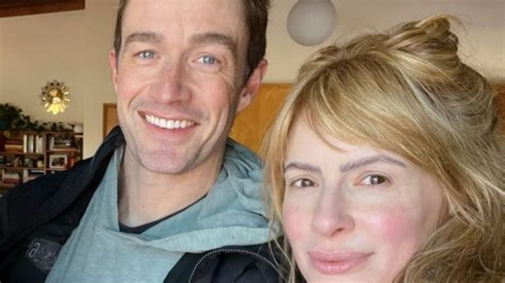 Is Hayden Buckley married to girlfriend Feleysa Nguyen?