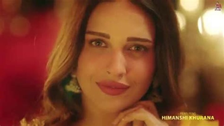 Himanshi Khurana – Bio, Facts, Family Life of Indian Actress