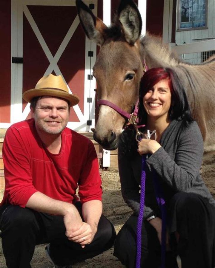 Holiday Reinhorn Biography, Wiki, Age, Height, Family, Husband, Son, Movies, and Net Worth