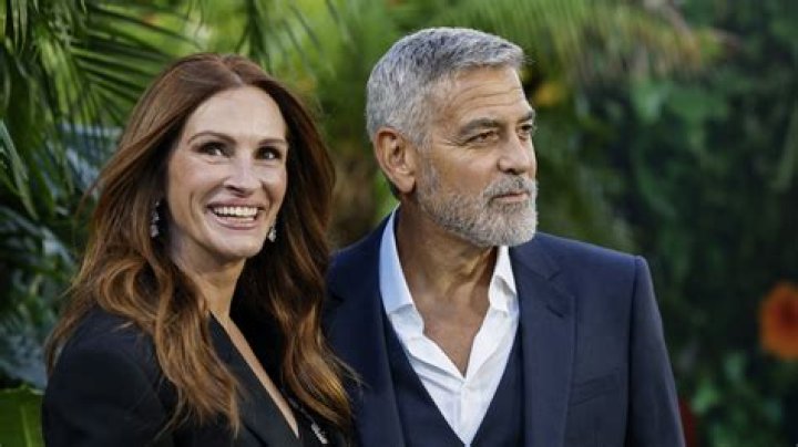 How many movies have Julia Roberts and George Clooney starred in together?